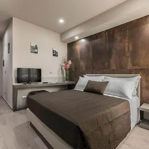 Astoria Deluxe Ιταλία